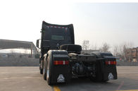 Caminhões pretos do trator 6x4 de Sinotruk Howo para estradas normais/resistentes ZZ4257V3247N1B
