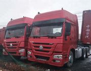 420 caminhão da cabeça do trator de HP Sinotruk Howo 6x4 com o táxi dos dorminhocos do dobro HW79