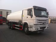 Caminhão de petroleiro do combustível de SINOTRUK HOWO A7 para a embreagem do volume Φ430 do transporte 18000L
