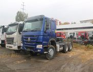 Unidades azuis do trator caminhão/6x4 da cabeça do trator de HOWO 6900*2550*3400mm ZZ4257V3241W