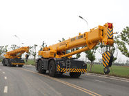 Desempenho forte de 90 toneladas do guindaste 4x4 RT90E RT90U Off Road do caminhão do crescimento de XCMG