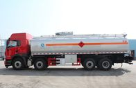 Capacidade do caminhão de petroleiro 30cbm do óleo do aço carbono FAW J6 8x4 uma garantia do ano