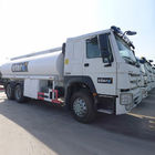 Tipo branco transmissão manual do combustível diesel de caminhão de petroleiro do óleo de HOWO 20000L 6×4