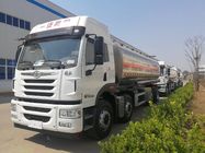 12 caminhão de petroleiro do óleo dos veículos com rodas FAW J5M 8x4 com o motor CA6DK1 e transmissão RÁPIDA