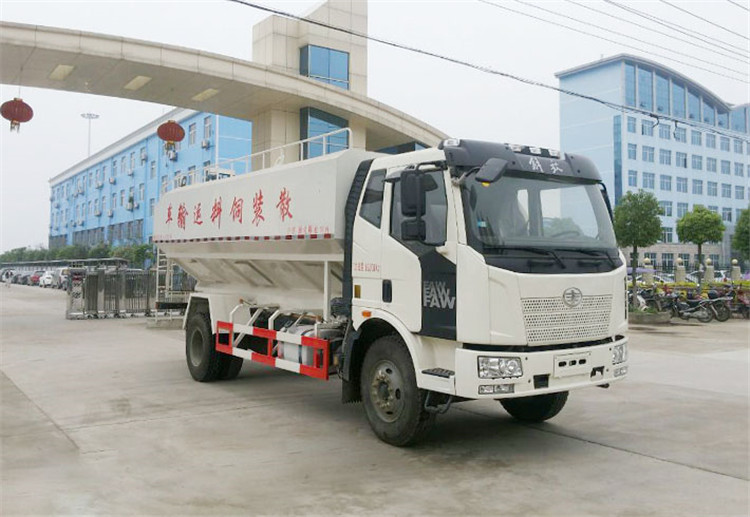 Caminhão da alimentação do volume de CA1160P62K1L2A1E4Z 20cbm com o motor de FAW Grupo Corporaçõ