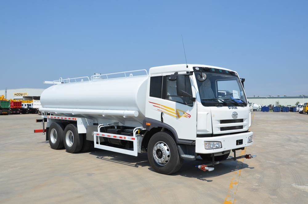 Volume diesel 10001 do Euro 2 do caminhão de petroleiro da água de JIEFANG FAW J5M 6*4 - 15000L
