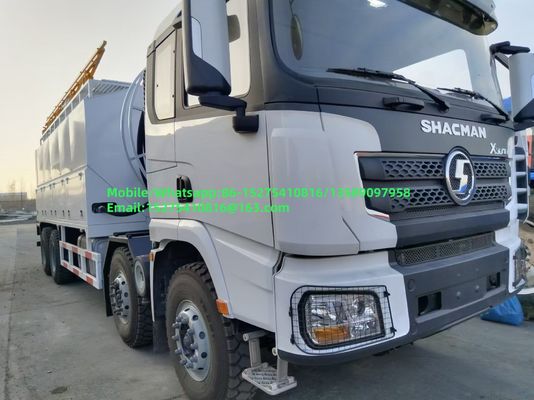 Caminhões de carga de emulsões misturadas no local