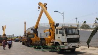Novo 6X4 HOWO caminhão de cama plana guindaste telescópica