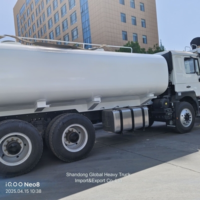 Sinotruk HOWO 6X4 20000 L 25000 L Carga de cargas Cisterna de petróleo Cisterna de combustível de óleo