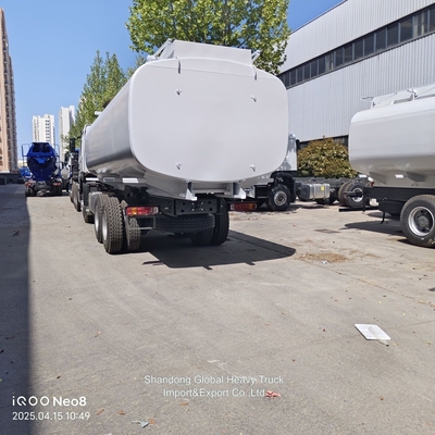 Novo Sinotruk HOWO 6X4 20000L Tanque de óleo Caminhão-tanque de combustível para venda nas Filipinas