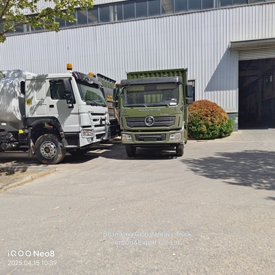 Sinotruk HOWO 4X2 Caminhão de carga Caminhão refrigerado Caminhão de caixa