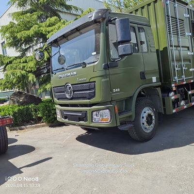 Caminhão de carga Sinotruk HOWO 4×2 com motor de 210 cv e carroceria tipo baú de chapa de liga de alumínio corrugada