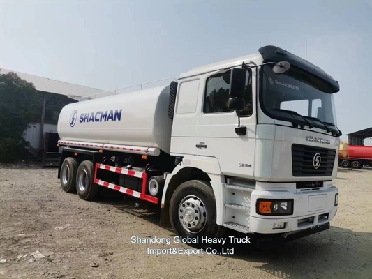 Sinotruk HOWO 4*2 6X4 20000 litros Cisterna de água Mini camião