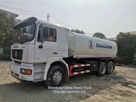 Sinotruk HOWO 4*2 6X4 20000 litros Cisterna de água Mini camião