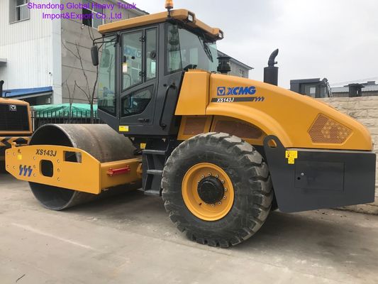 Compactador Oficial China 14 toneladas Pesado Rolo Vibratório Autopropelido Xs143j na Argélia