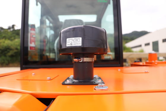 6 Ton Hydraulic Crawler Excavator with 15.4kw/2400rpm Power and 5900*2000*2600 mm Specification