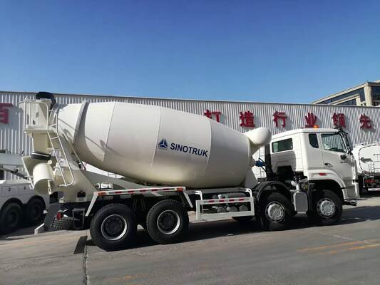 Good Price Sinotruk HOWO 10cbm/6*4/Construction Mixing/Vehicles/7000liters Mobile Cement/Concrete Mixer Truck