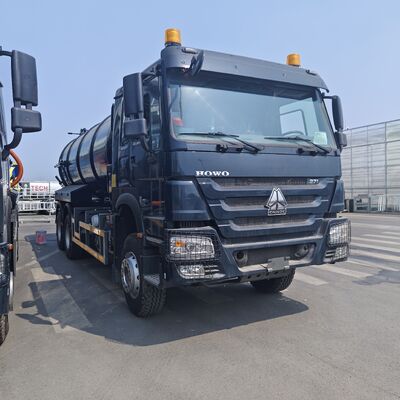 HOWO 15CBM Caminhão de sucção de esgoto a vácuo com tipo de acionamento 6 × 4 e potência do motor de 266 hp para limpeza de resíduos municipais e industriais