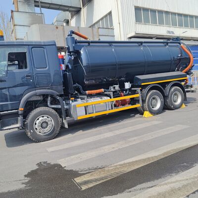 HOWO 15CBM Caminhão de sucção de esgoto a vácuo com tipo de acionamento 6 × 4 e potência do motor de 266 hp para limpeza de resíduos municipais e industriais