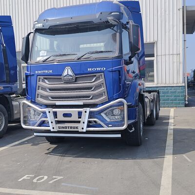 HOWO NX 6×4 caminhão-trator com motor a diesel de 420 hp, transmissão manual pesada e chassi reforçado para mineração