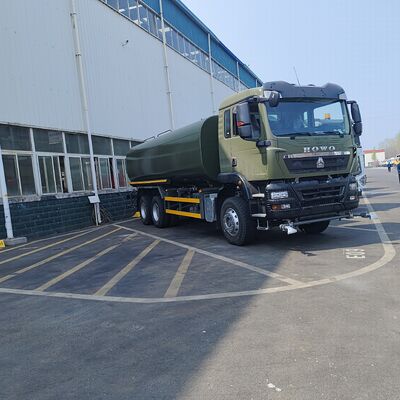HOWO TX 6×4 Camião-tanque de água com carga útil de 20 T e norma de emissões Euro 2 para controlo de poeira rodoviária