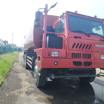 Caminhão pesado Shantui 6×4 de aspersão de água para mineração com carga útil de 20 toneladas e tanque de aço carbono
