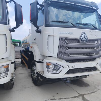 HOWO NX 6×4 CNG Fuel Tank Truck com motor de 400 HP e carga útil de 20T para transporte de diesel e gasolina