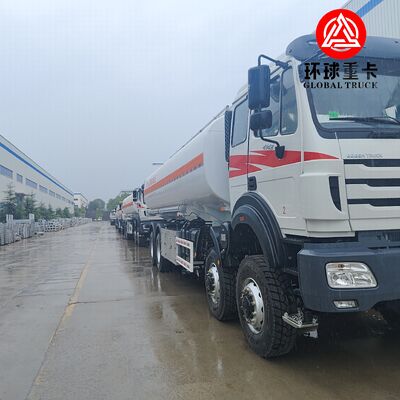 Beiben 8x8 35000L Camião de tanque de combustível Fornecedor de combustível para mineração do Congo