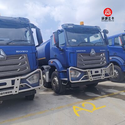 Caminhão Tanque de Combustível HOWO NX 8x4 30000L Caminhão Cisterna Diesel Pesado para o Mercado da Nigéria