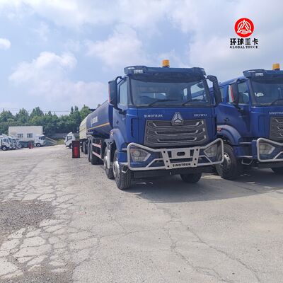 Caminhão Tanque de Combustível HOWO NX 8x4 30000L Caminhão Cisterna Diesel Pesado para o Mercado da Nigéria