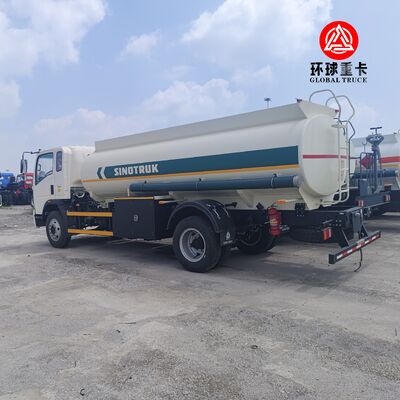 Camion-citerne à eau HOWO TX 6×4 neuf avec plusieurs capacités pour construction et mines en Algérie