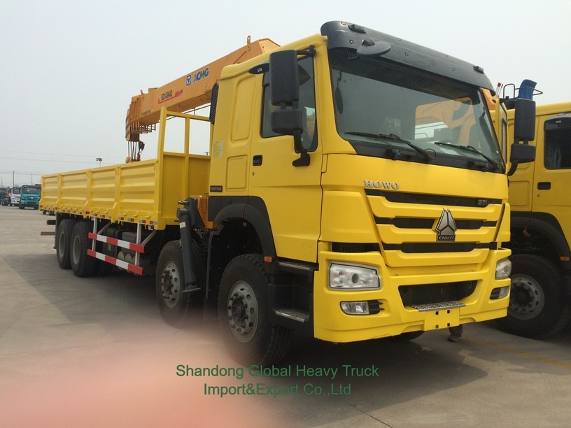 Novo 6X4 HOWO caminhão de cama plana guindaste telescópica