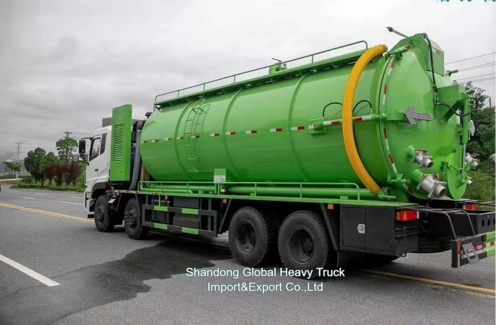 Preço de fábrica 8*4 380hp Caminhão de sucção de esgoto Dongfeng Chassis 18000L Tanque