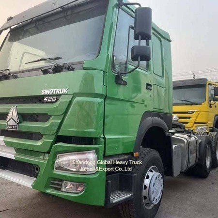 371HP e 420HP Sinotruck HOWO A7 6X4 caminhões-trator com pneus 12.00R20