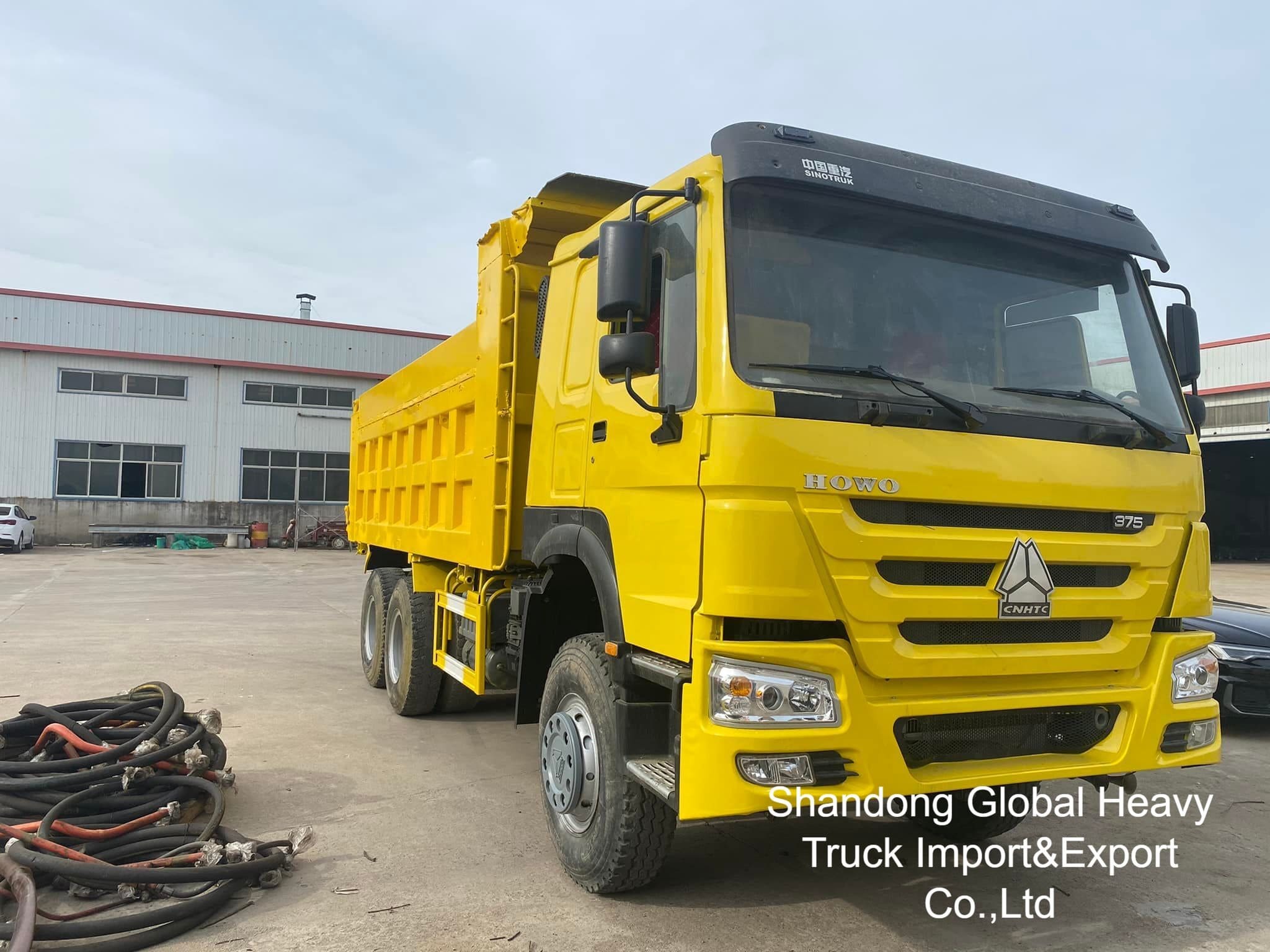 Caminhões basculantes Shacman 8*4 12 rodas F3000 X3000 usados