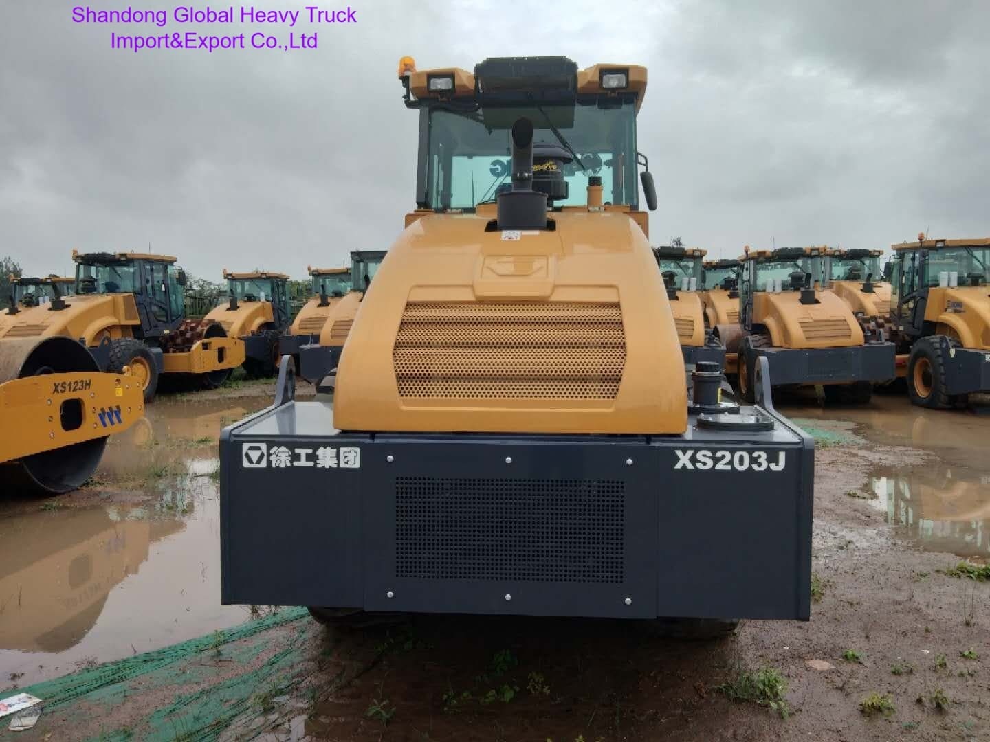 Rolo compactador vibratório usado XCMG Xs203j Preço do rolo de pneus (mais modelos à venda)