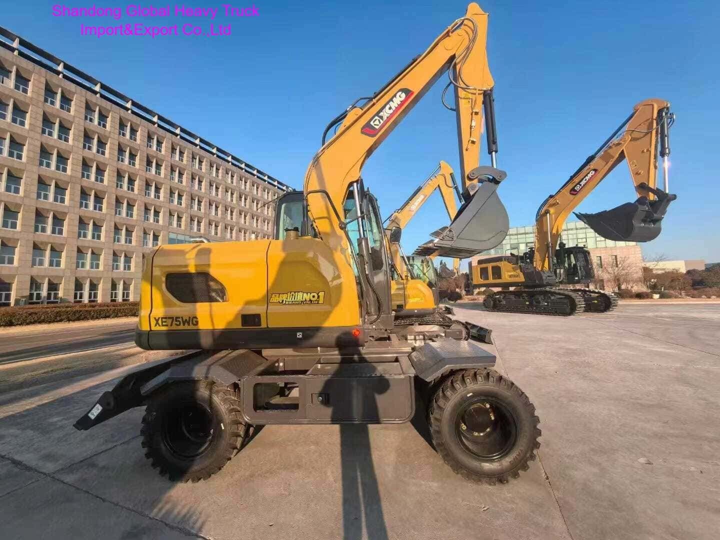 Excavadora de rodas de alta eficiência de 7 toneladas com capacidade de 0,23 m3 e motor de 48 kW para mover a terra