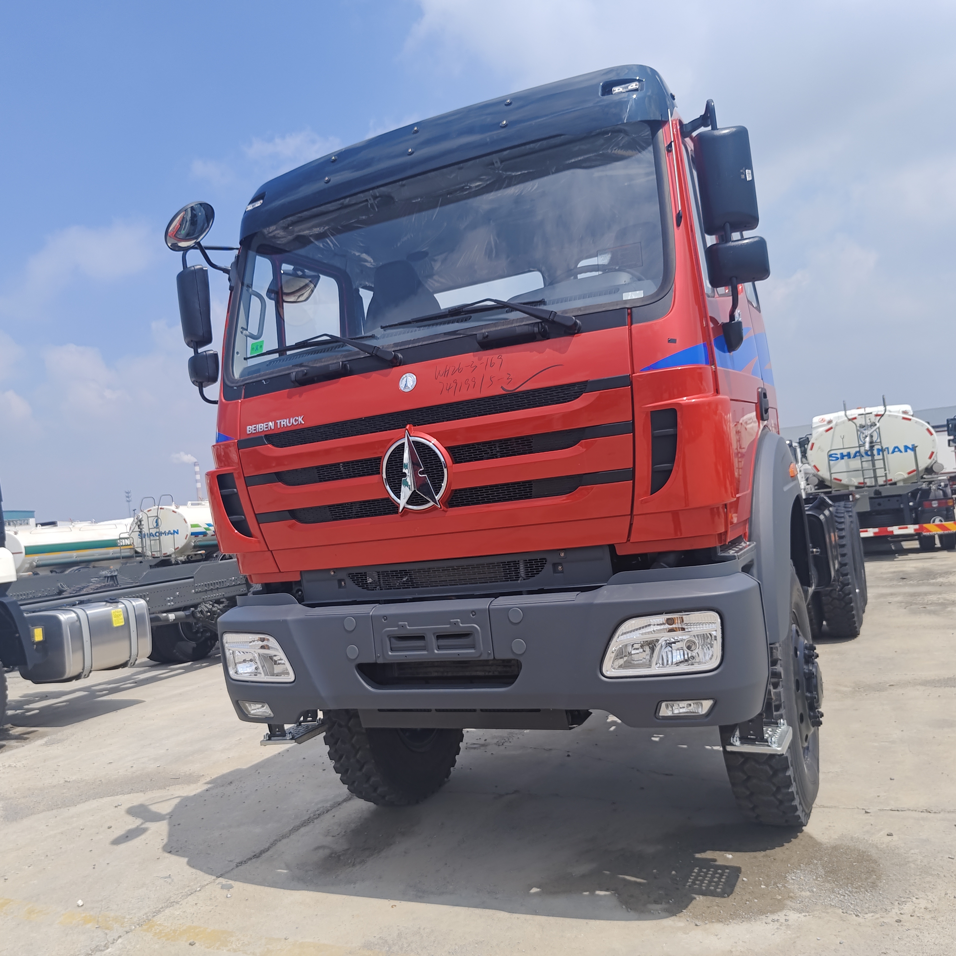 BEIBEN 2638 6×4 caminhão-trator pesado com motor WEICHAI de 380 hp e chassi de tecnologia Mercedes-Benz